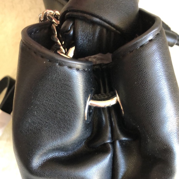 NWT Zara minimalist small bucket crossbody - Picture 5 of 6